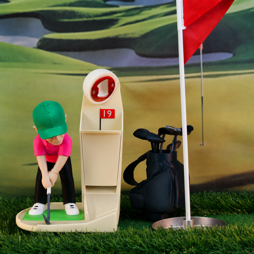Solmirav™ Golfer (Male) & Magnetic Target Fairway